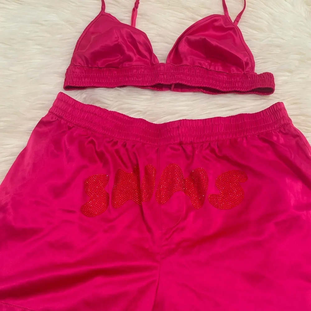 SKIMS Woven Shine Rhinestone Logo BOXERS & BRA in Raspberry - Picture 2 of 13